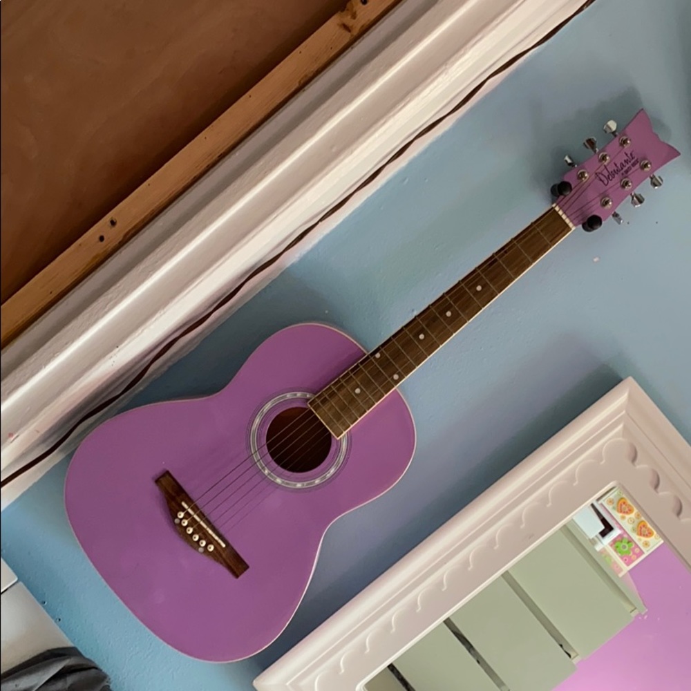 Selling this Guitar !!